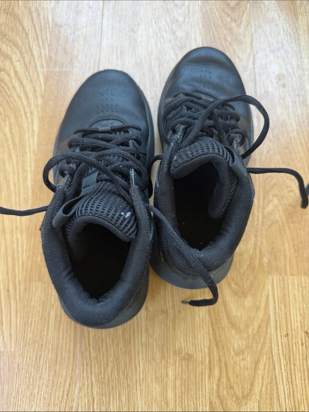 Under Armour lightweight high